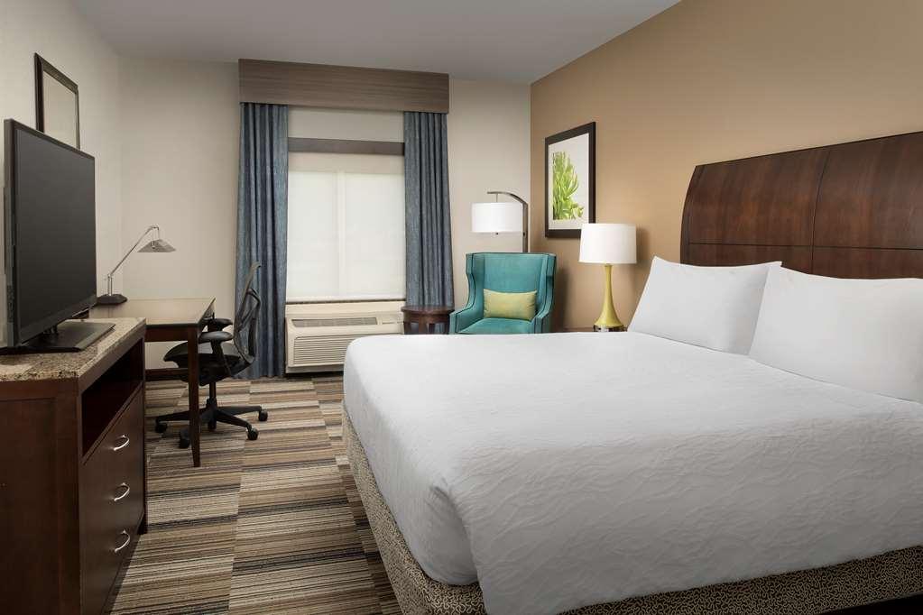 Hilton Garden Inn Charlotte/Mooresville Szoba fotó